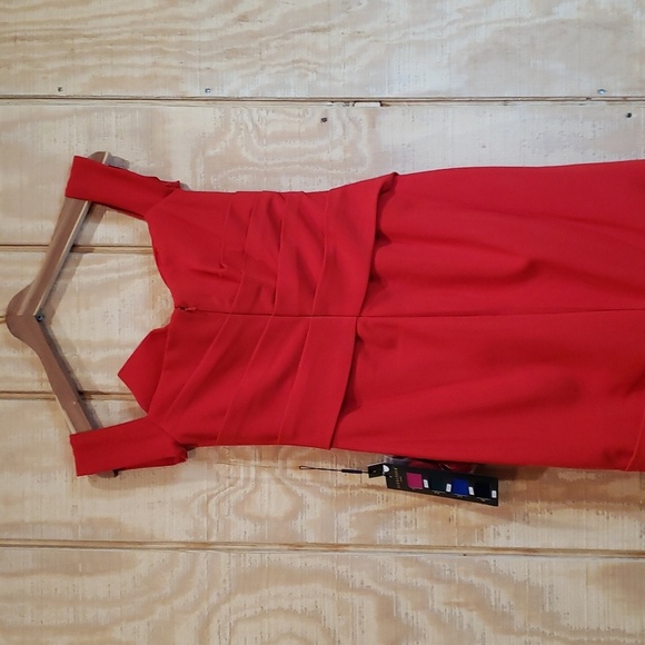 Alexander by Daymor Couture NWT Red Sleeveless Maxi Ball Gown Size 4 #10… - Picture 8 of 10